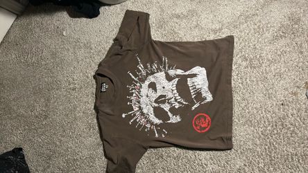 Men’s brown hellstar tee