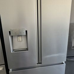 Essence Fridge Good Condiction 