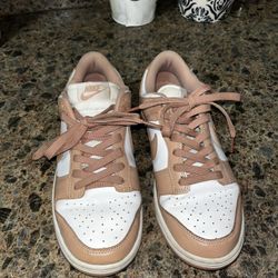 rose gold dunks
