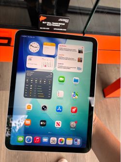 iPad A16 256GB! 90 Day Warranty! We offer financing.