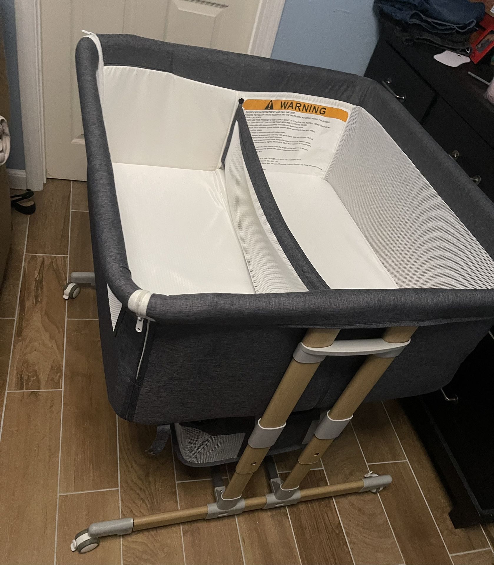 Bedside Bassinet Twin