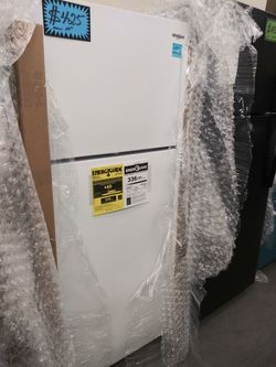 NEW whirlpool 28 in top and bottom fridge