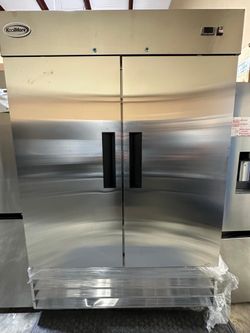 Brand new 52 inch koolmore Commercial grade side by side freezer