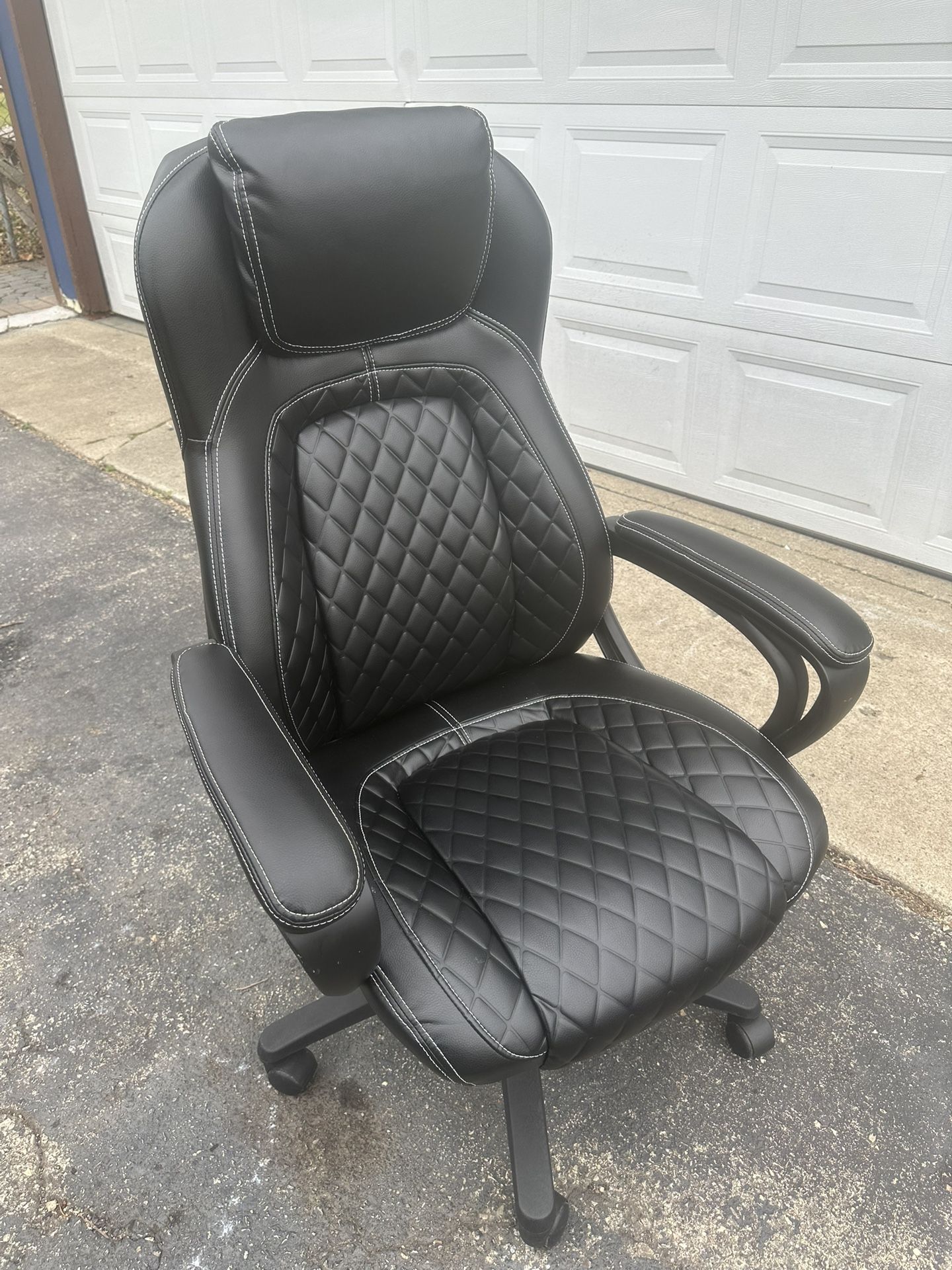 Executive  Office Chair Racing Style  