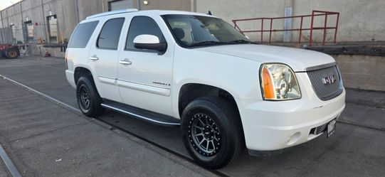 2008 Yukon Denali 166,000 miles