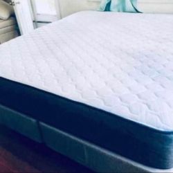 King Size Mattress 12”thick Very Comfortable+Quality Foam Encased Brand New In plastic Delivery 🚚 Available 