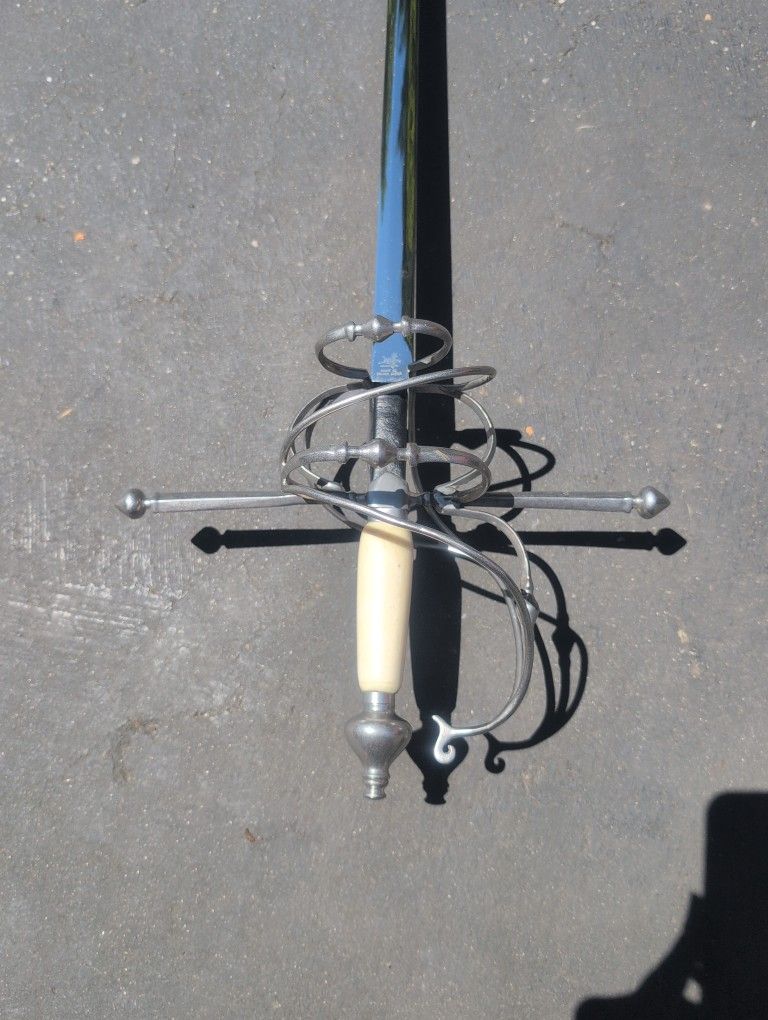 Blunt Steel Swept Hilt Rapier For Costume/Renaissance