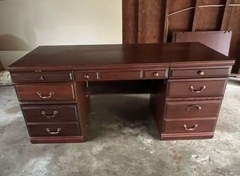 Cherry Wood  Desk