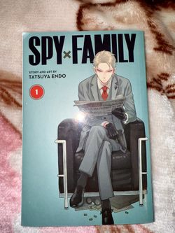 📦 Title: Spy x Family Manga Volumes 1–4 (English, Viz Media)