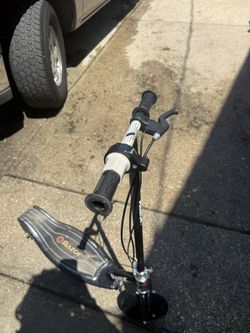 Razor scooter