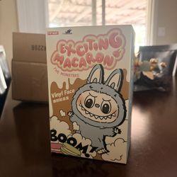 Labubu Macaroon 