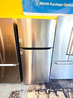 Refrigerator lg top freezer 30” no credit needed