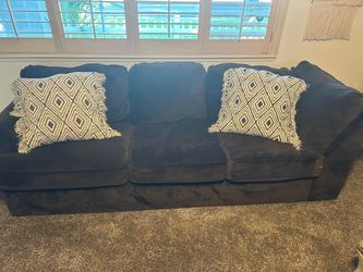 Selling my beautiful sofa  🛋️