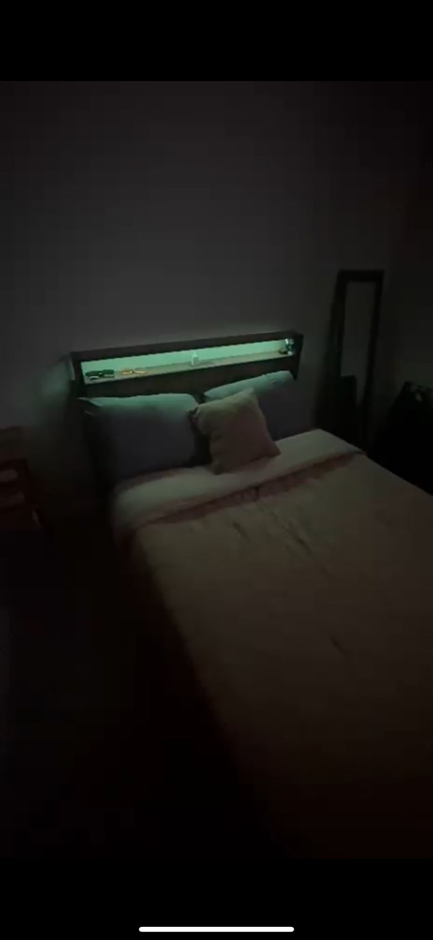 Full Bed & Frame