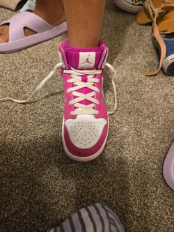 HOT PINK Jordan 1 Mid RM EasyOn