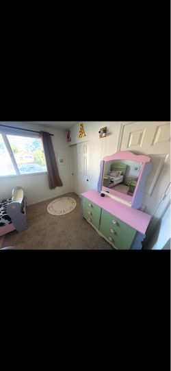 Vintage Dollhouse Bed room set