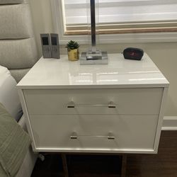 Two Nightstand