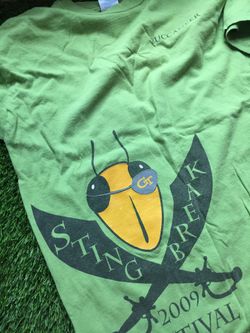 Vintage Georgia Tech Sting Break Festival Buzz Mens Size Medium Shirt Graphics GT Yellowjackets Institute of Technology Student Center
