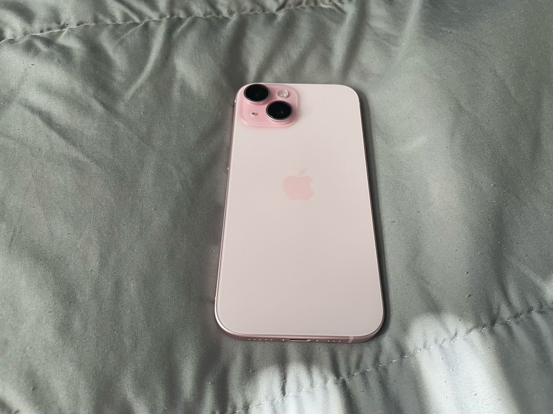 IPhone 15 att cricket boost & more “like new”