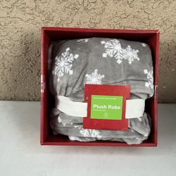 Plush Robe Gray Holiday