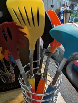 Kitchen Utensils Fiesta Brand: $15 (West Boca Raton)