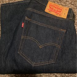 blue levi Jeans 