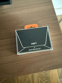 MOFT Snapfield MagSafe Wallet  - New