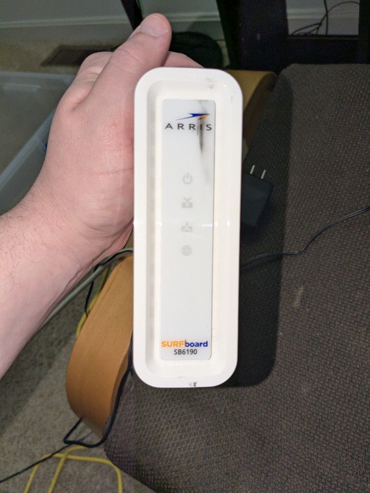 ARRIS (SB6190) - Cable Modem