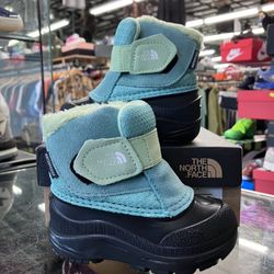 The North Face Alpenglow II Toddler Boot Wasabi Patina 