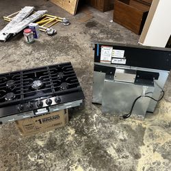30” LG 5 Burner Gas Cook Top & GE Exhaust Down Draft