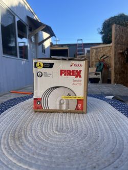 Smoke Detectors (4 Pack)