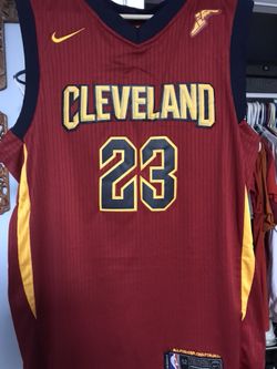 Lebron James Nike maroon Cleveland jersey size XL 52 tags still on