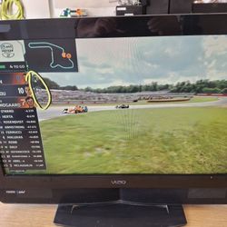 32"Vizio Tv 50.00And Two 32"vizio Tvs. 35.00 Each