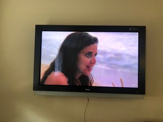 Philips .. 65”