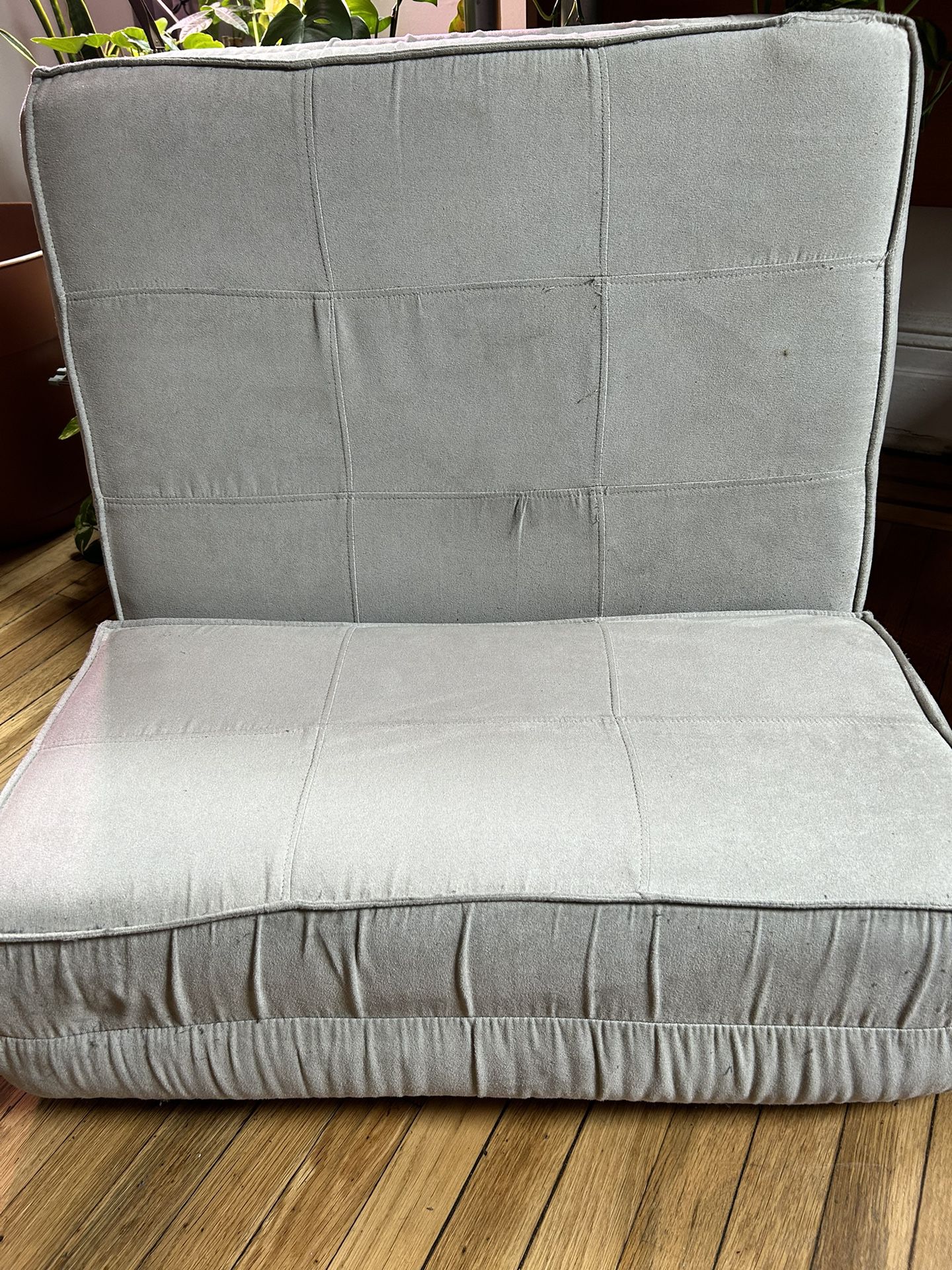 CONVERTIBLE CHAIR FOR SALE