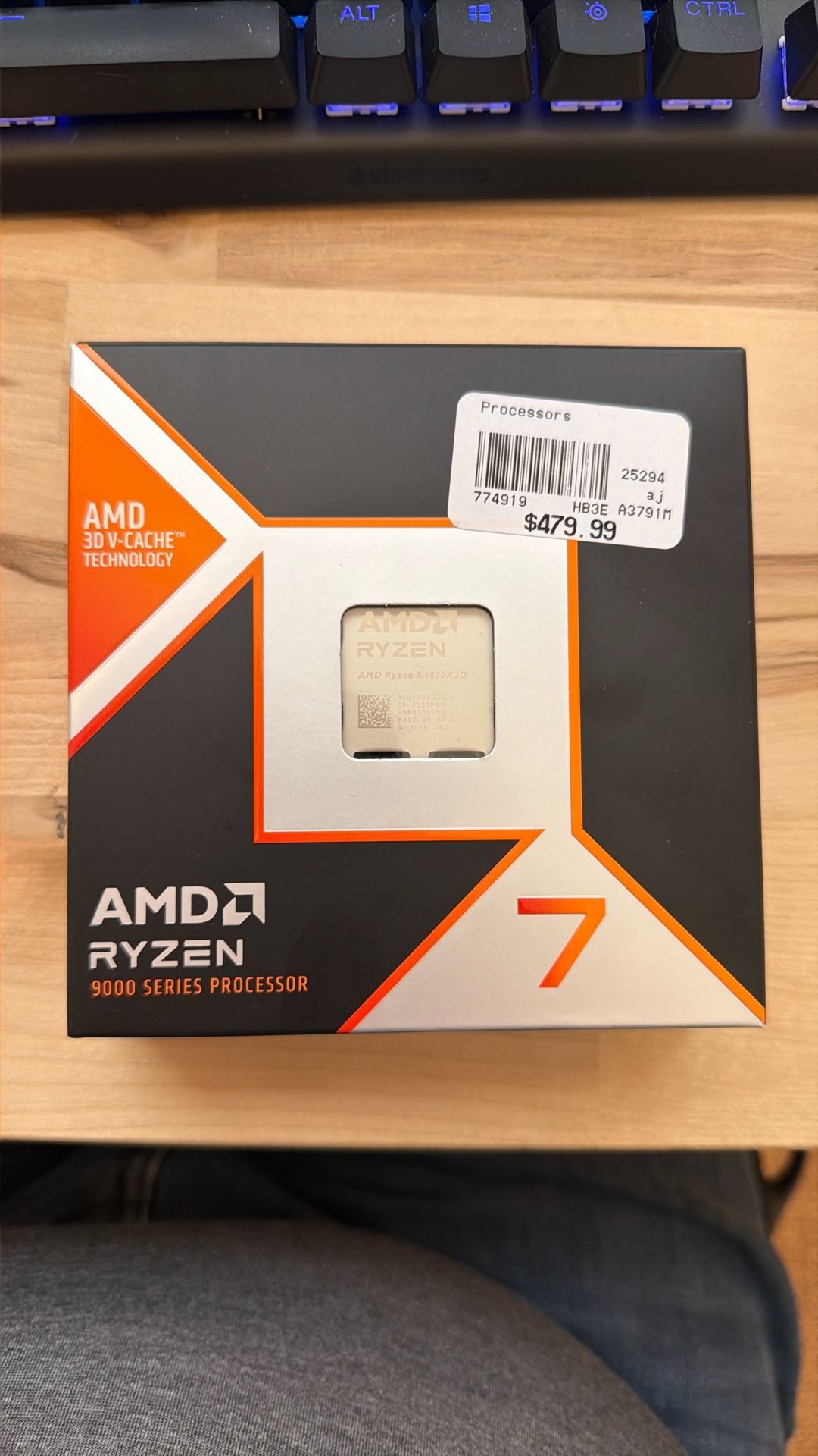 Brand New AMD Ryzen 7 9800X3D CPU