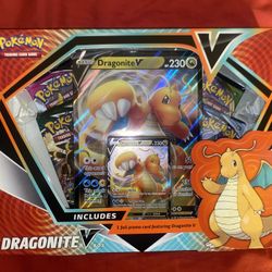 Evolving Skies Dragonite V Box 
