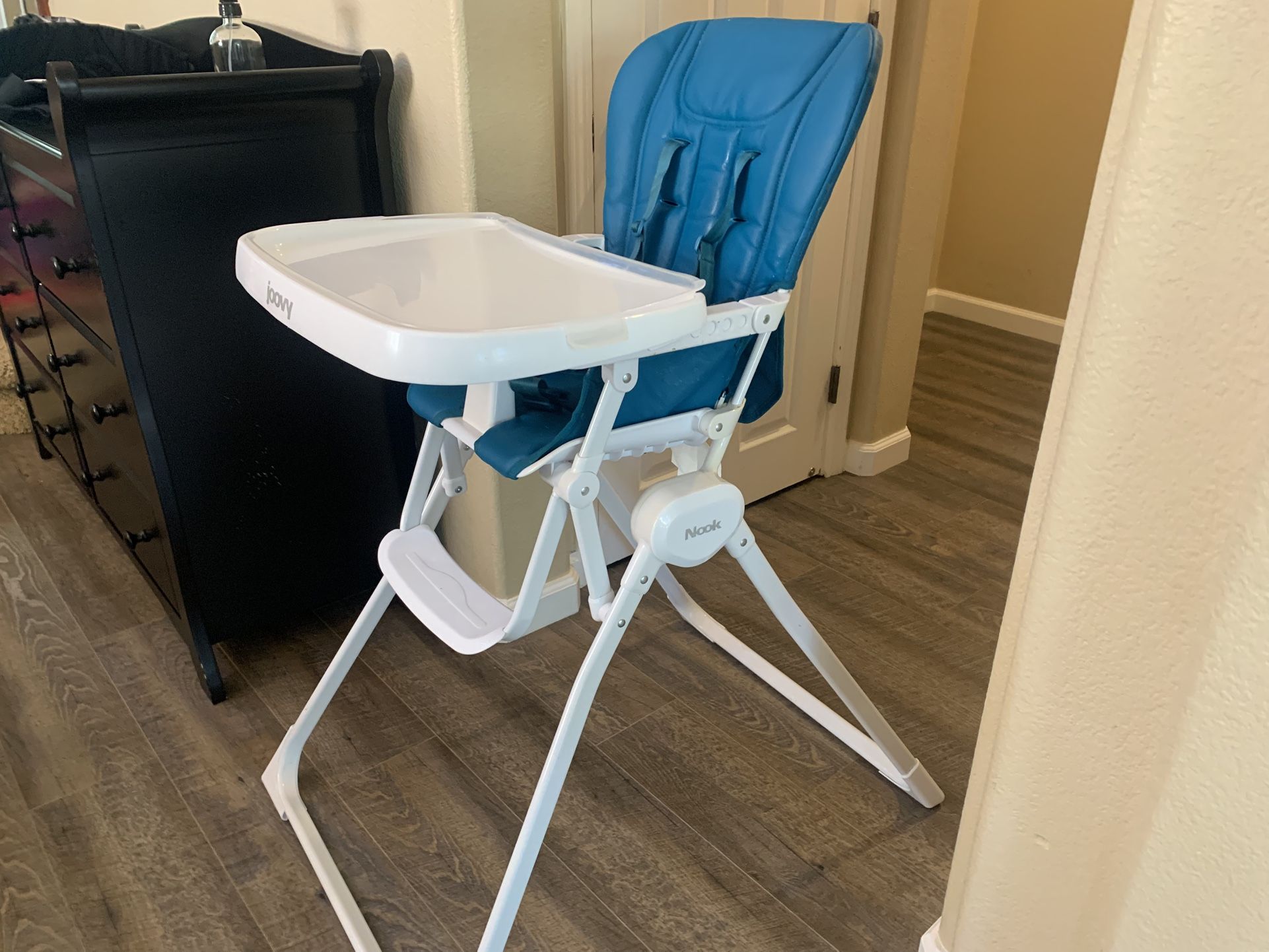 Blue Joovy Nook Folding High Chair