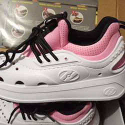 Heely's Kid Size 4