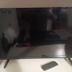 32" VIZIO FLAT SCREEN TV