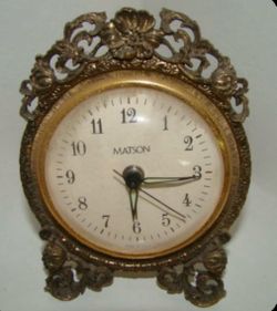 RARE VINTAGE MATSON, 24K GOLD Plate FILIGREE, ORMOLU FLOWER.  ELEC CLOCK