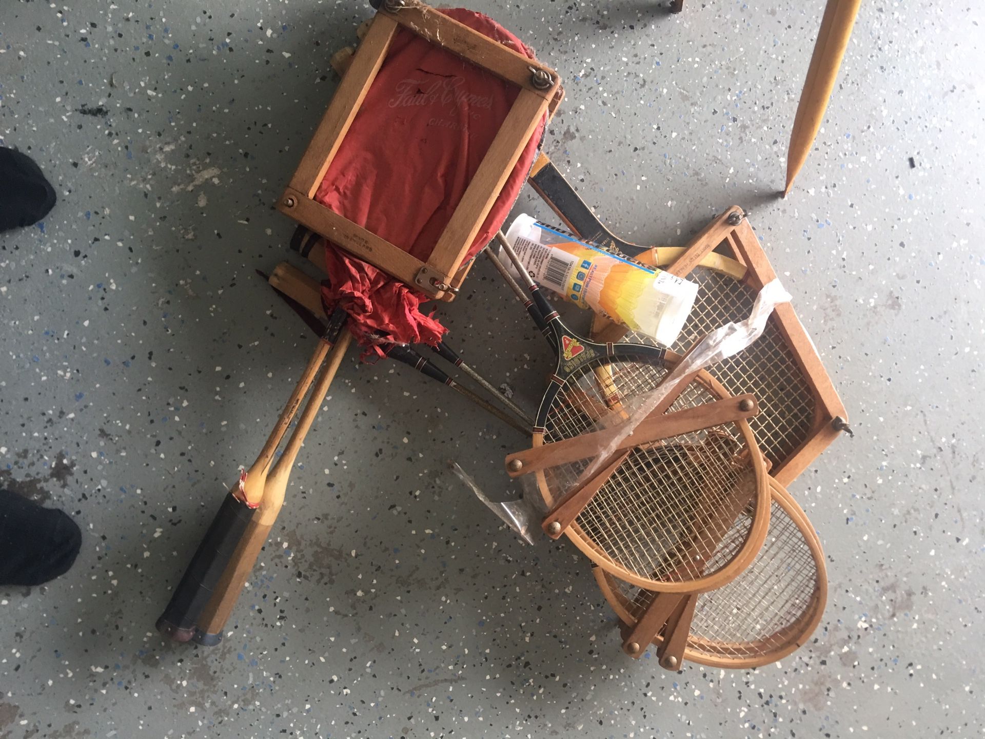 Tennis rackets and Badminton- Vintage