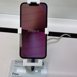 iPhone 13 In Total Wireless