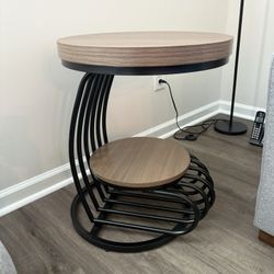 24” height. 19.5” round. 2 Tier Side Table. Like new. Retailed over $90