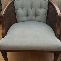 2 Sets Of Queen Ann Antique Chairs 