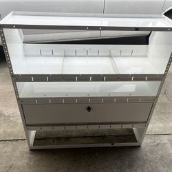 Harbor Van Shelve