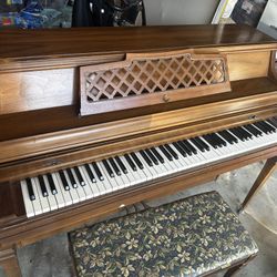 Kimball Upright Console Piano 