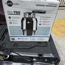 Insinkerator PRO 750 3/4 HP Garbage Disposal NEW IN BOX