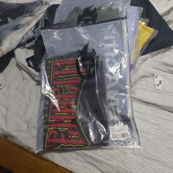 Size Med. TENACITI TEE SHIRT