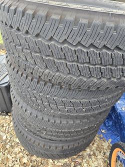 Bridgestone LT275/65R20 126/123R M+S 